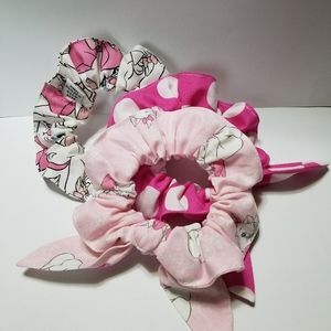 Bundle Marie and polka dot Scrunchies